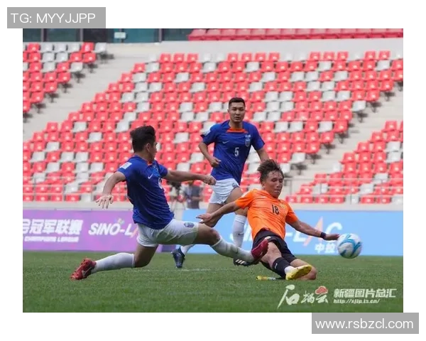 周敏独家分享足球心得与技巧解析助你提升球技与战术理解